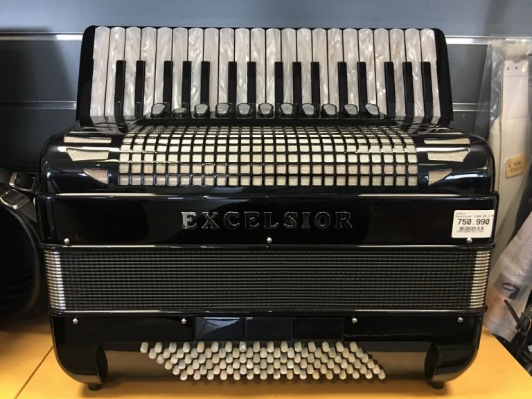 excelsior accordion model 610